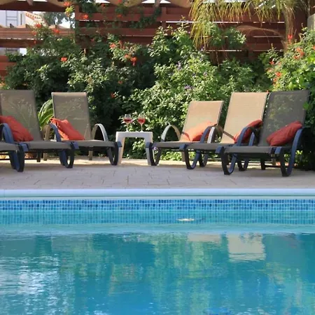 Luxury 3 Bedroom With Private Pool Βίλα Πρωταράς