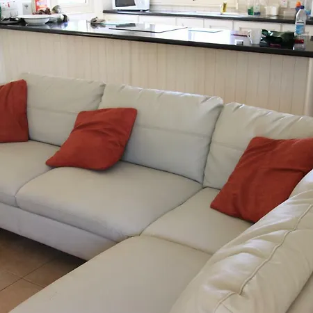 Luxury 3 Bedroom With Private Pool *
