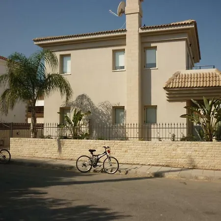 Luxury 3 Bedroom With Private Pool Βίλα *