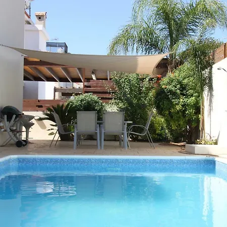 Luxury 3 Bedroom With Private Pool Βίλα Πρωταράς