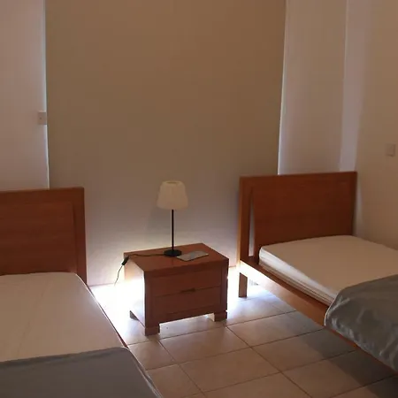 Βίλα Luxury 3 Bedroom With Private Pool *